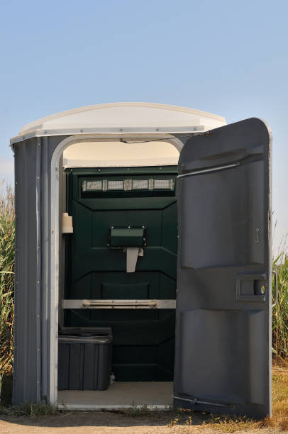 Best Restroom trailer rental cost  in Trenton, MI